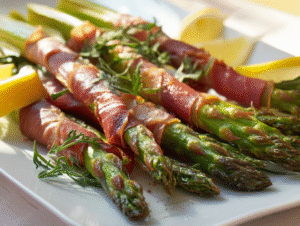speck-umwickelter spargel